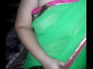 Shonali dressed close-knit around callow sari